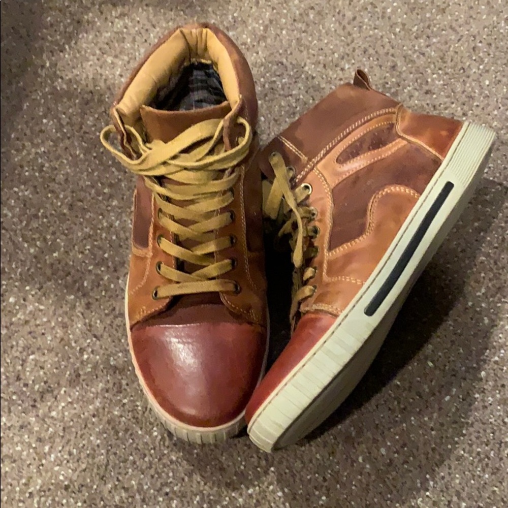 Brown leather Steve Madden Mens boots